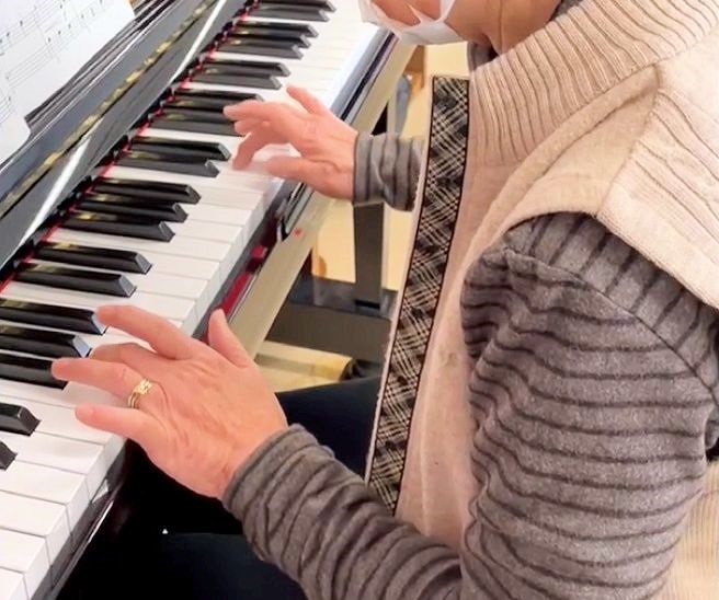 50代からの活き活き脳活♪「脳トレピアノ教室」